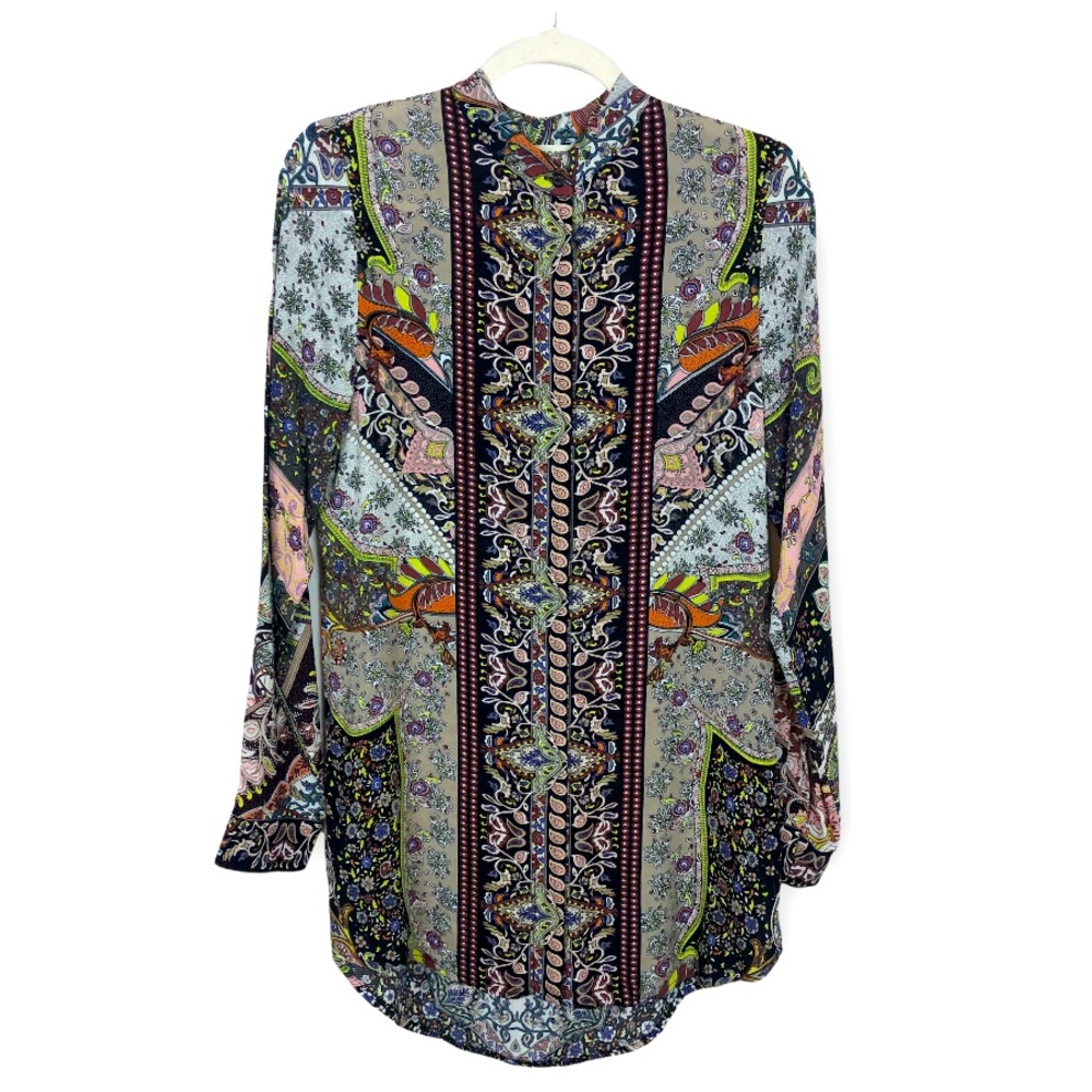 Floral Paisley Vegas Button Down size Small